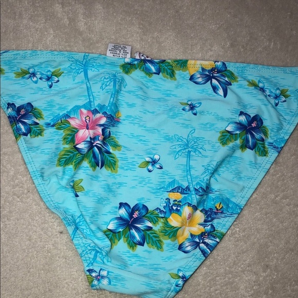 Carolina blues floral bikini bottoms - Picture 4 of 4